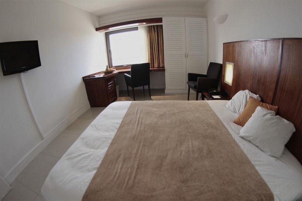 Hotel Le Saint Denis الغرفة الصورة