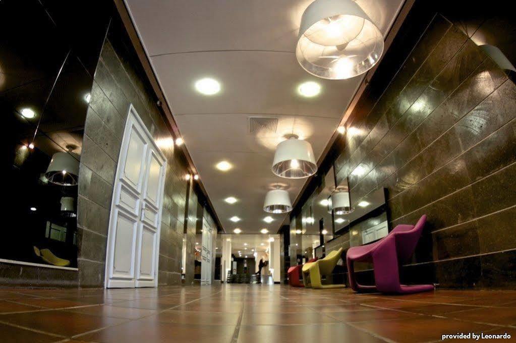 Hotel Le Saint Denis المظهر الداخلي الصورة