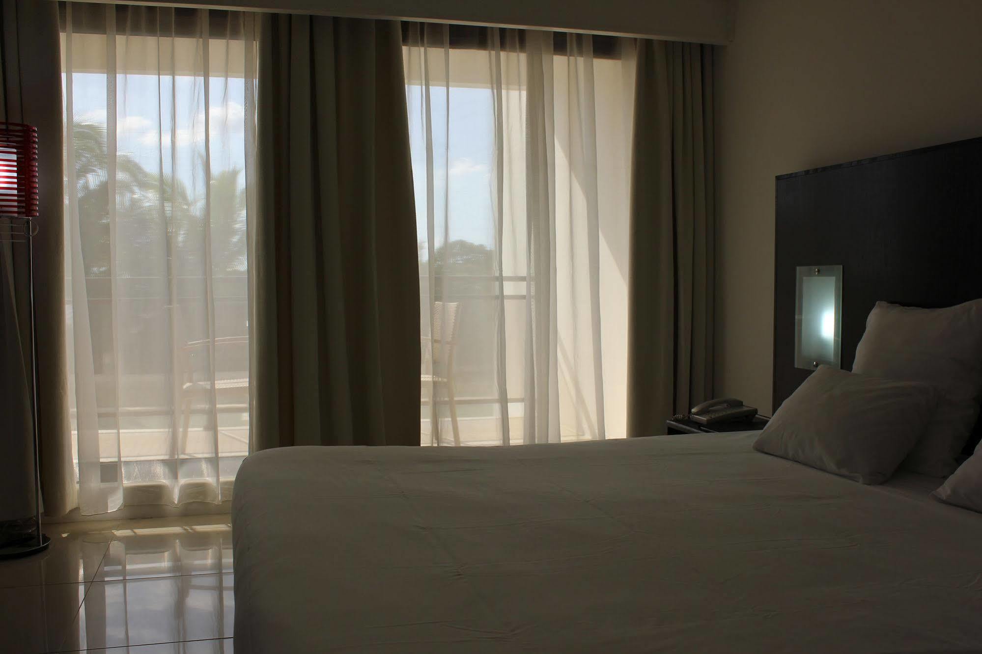 Hotel Le Saint Denis المظهر الخارجي الصورة