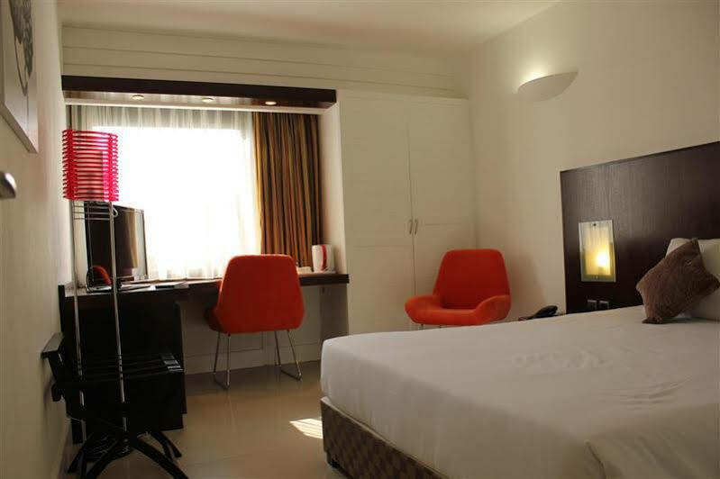 Hotel Le Saint Denis المظهر الخارجي الصورة